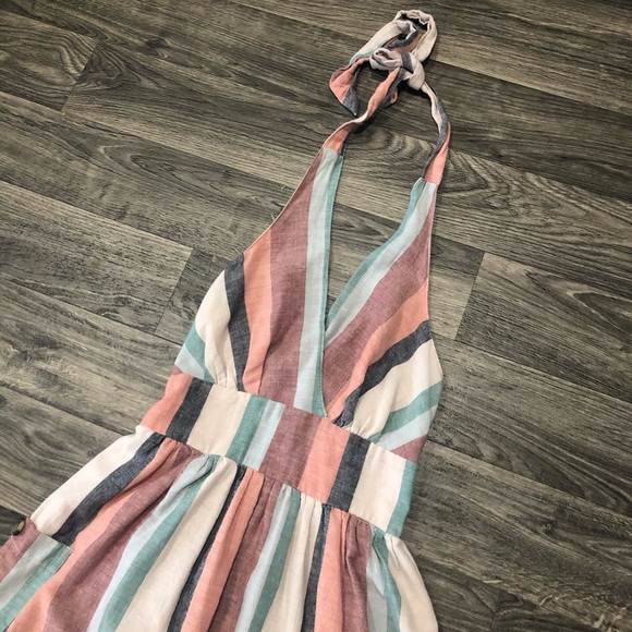 SOLD * AMERICAN EAGLE Linen Halter Dress - Picture 2 of 9